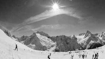 Zeci de stațiuni de schi din Europa rămân închise din cauza lipsei de zăpadă