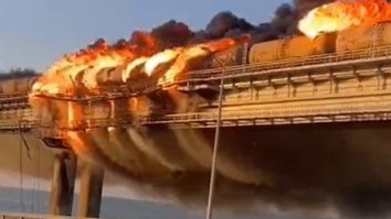 LIVE UPDATE. Circulaţia rutieră pe Podul Kerci din Crimeea a fost reluată. Operatorul feroviar a anunțat și reluarea circulației trenurilor