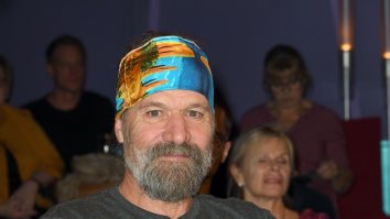 VIDEO. Wim Hof sau „Omul de gheață” te învață cum un duș rece în fiecare zi poate ajuta la prevenirea bolilor