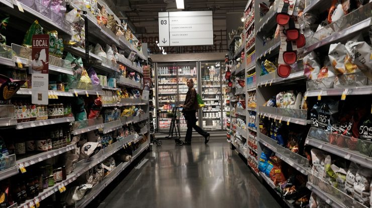 Consumatorii americani reduc achizițiile de bunuri de lux înainte de sărbători