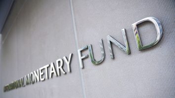 FMI a aprobat o finanțare de urgență de 1,3 miliarde de dolari pentru Ucraina