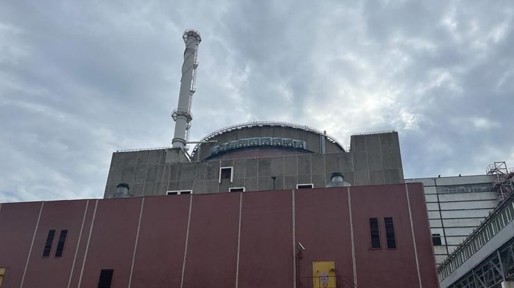 Ucraina: Centrala nucleară Zaporojie, reconectată la reţeaua electrică