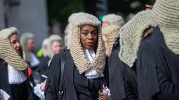 RAPORT. Magistrații europeni au mai multe șanse de a fi femei, cu excepția funcțiilor de conducere