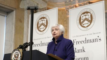 Secretarul Trezoreriei SUA, Janet Yellen: Decizia OPEC+ de a reduce producția de petrol este „inutilă şi neînţeleaptă”