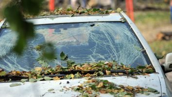 VIDEO. Zece rachete au lovit azi-noapte Zaporojie