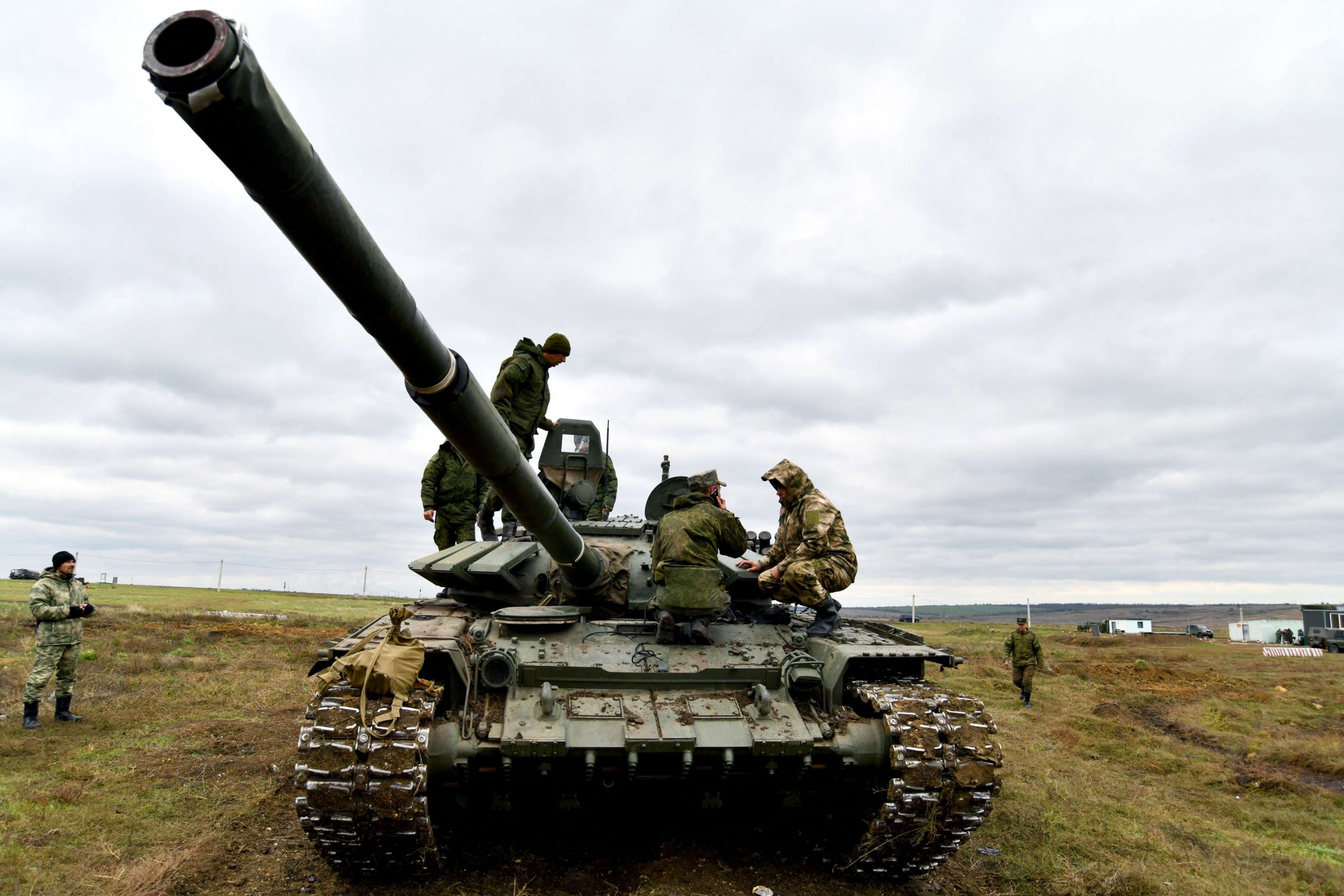 Liderii militari ruși au discutat despre utilizarea armelor nucleare, avertizează oficiali americani