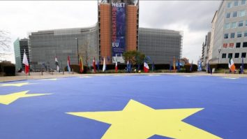 44 de state se reunesc la Praga pentru a construi o „nouă ordine” fără Rusia. CPE reunește cele 27 de state membre ale Uniunii Europene și alte 17 țări