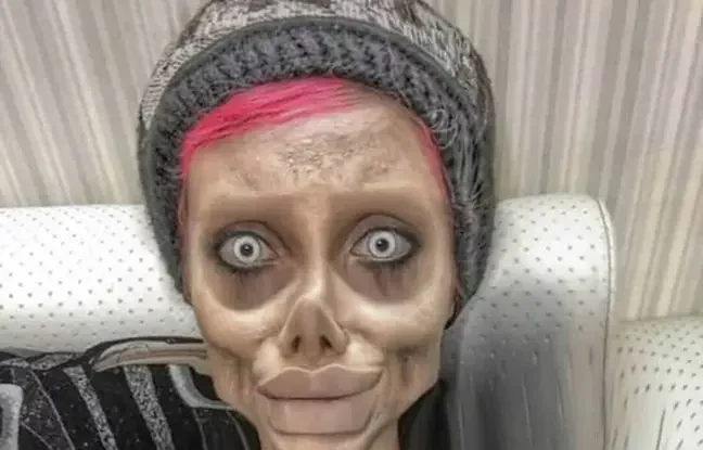 Sosia „zombie" a Angelinei Jolie