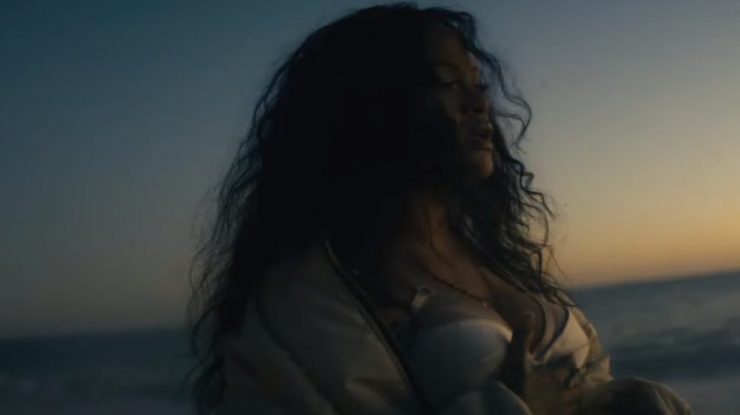 Rihanna lansează videoclipul oficial pentru noul single „Lift Me Up”