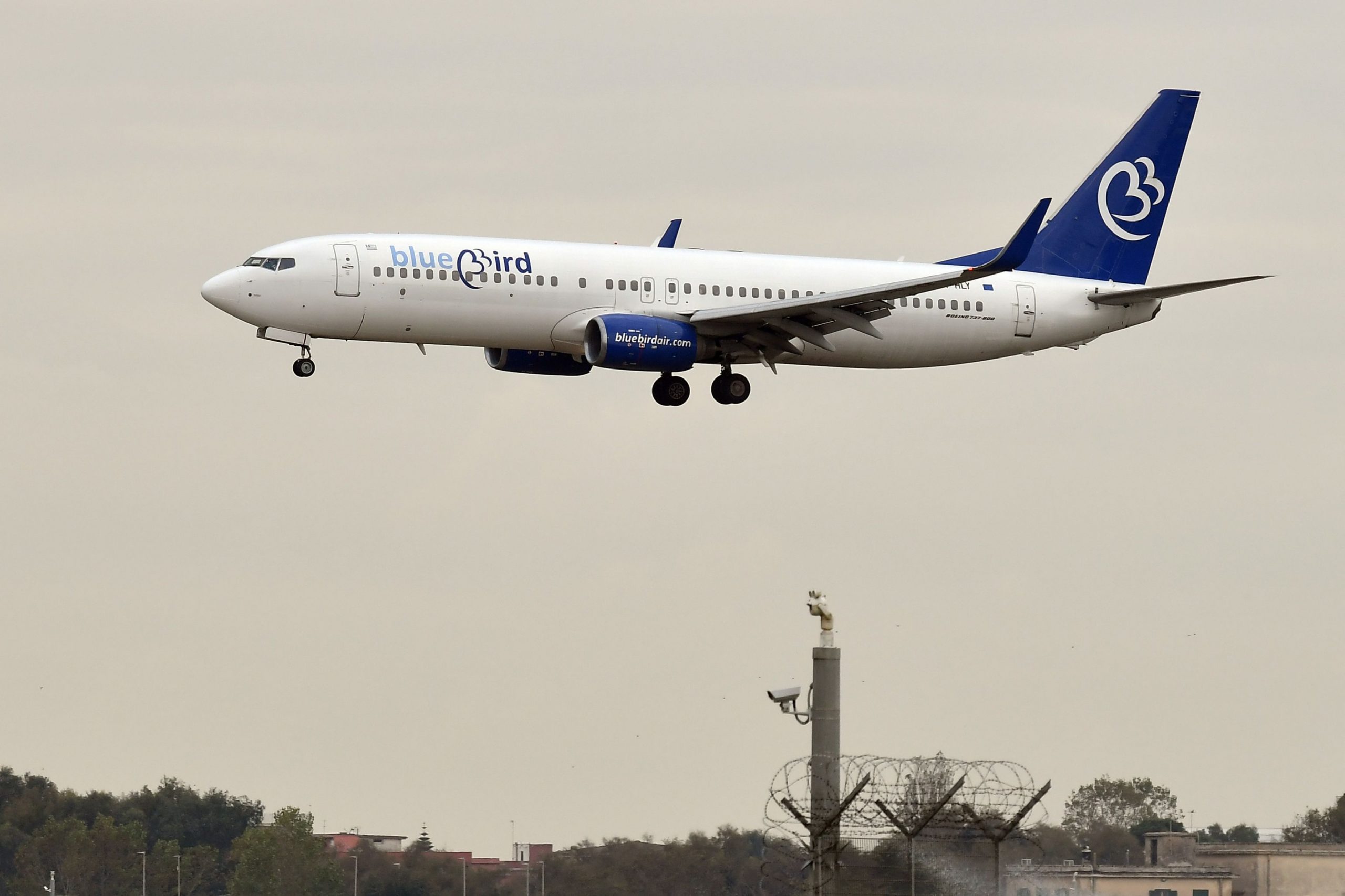 Statul român devine acționar majoritar al Blue Air