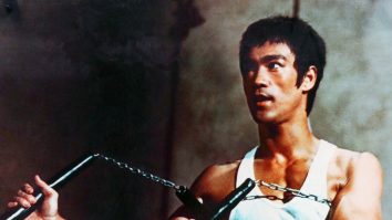 STUDIU. Cercetătorii susțin că Bruce Lee a murit pentru că a băut prea multă apă