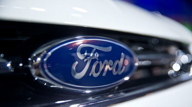 Ford recheamă în service peste 630.000 de SUV-uri din cauza riscului de incendiu la motor