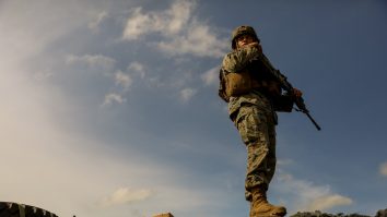 VIDEO. NATO a anunțat că primele lansatoare de rachete Himars au ajuns în România