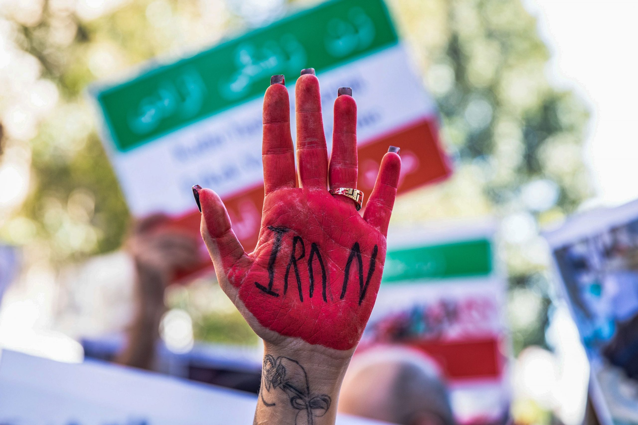 IRAN: Două actrițe renumite au fost arestate pentru susținerea protestelor antiguvernamentale