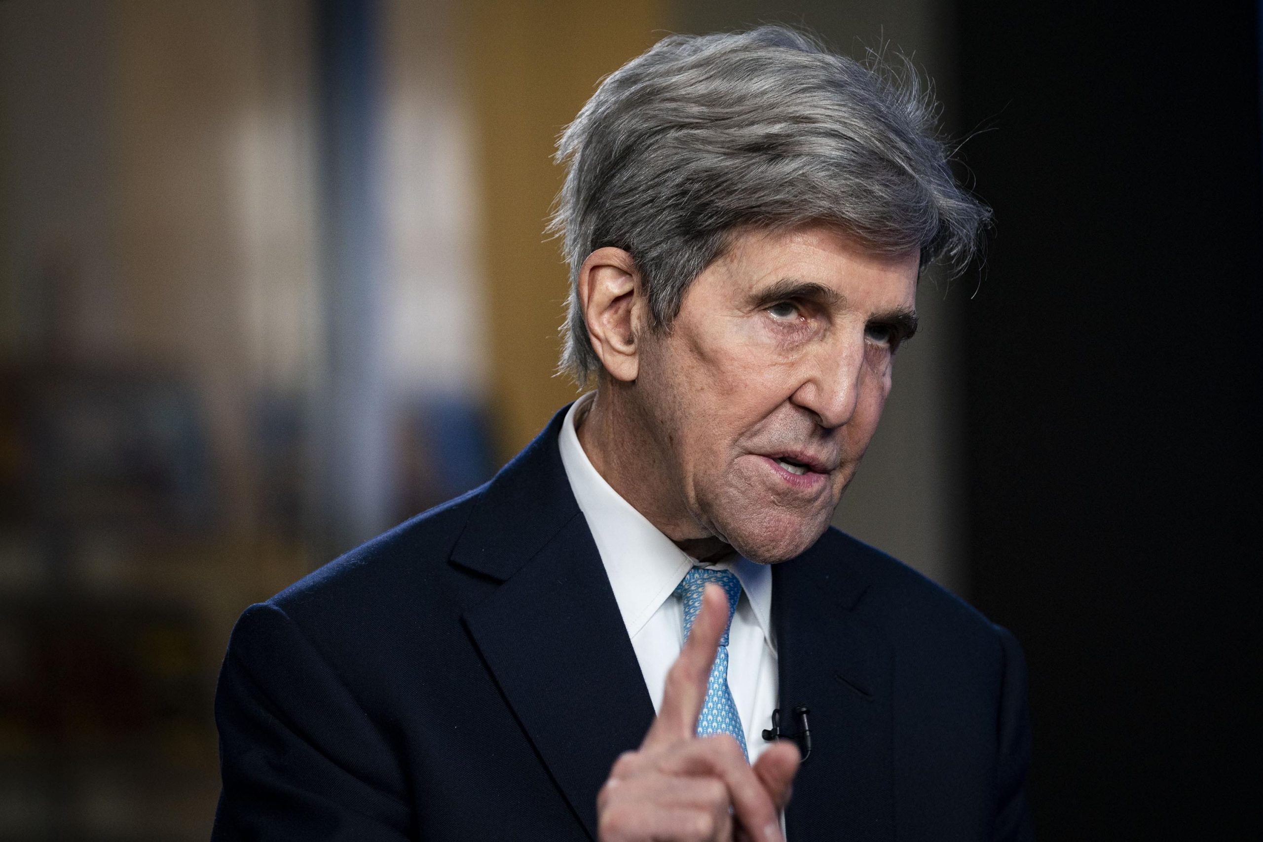 COP27 se află în impas după ce emisarul american John Kerry a fost testat pozitiv la testul COVID-19