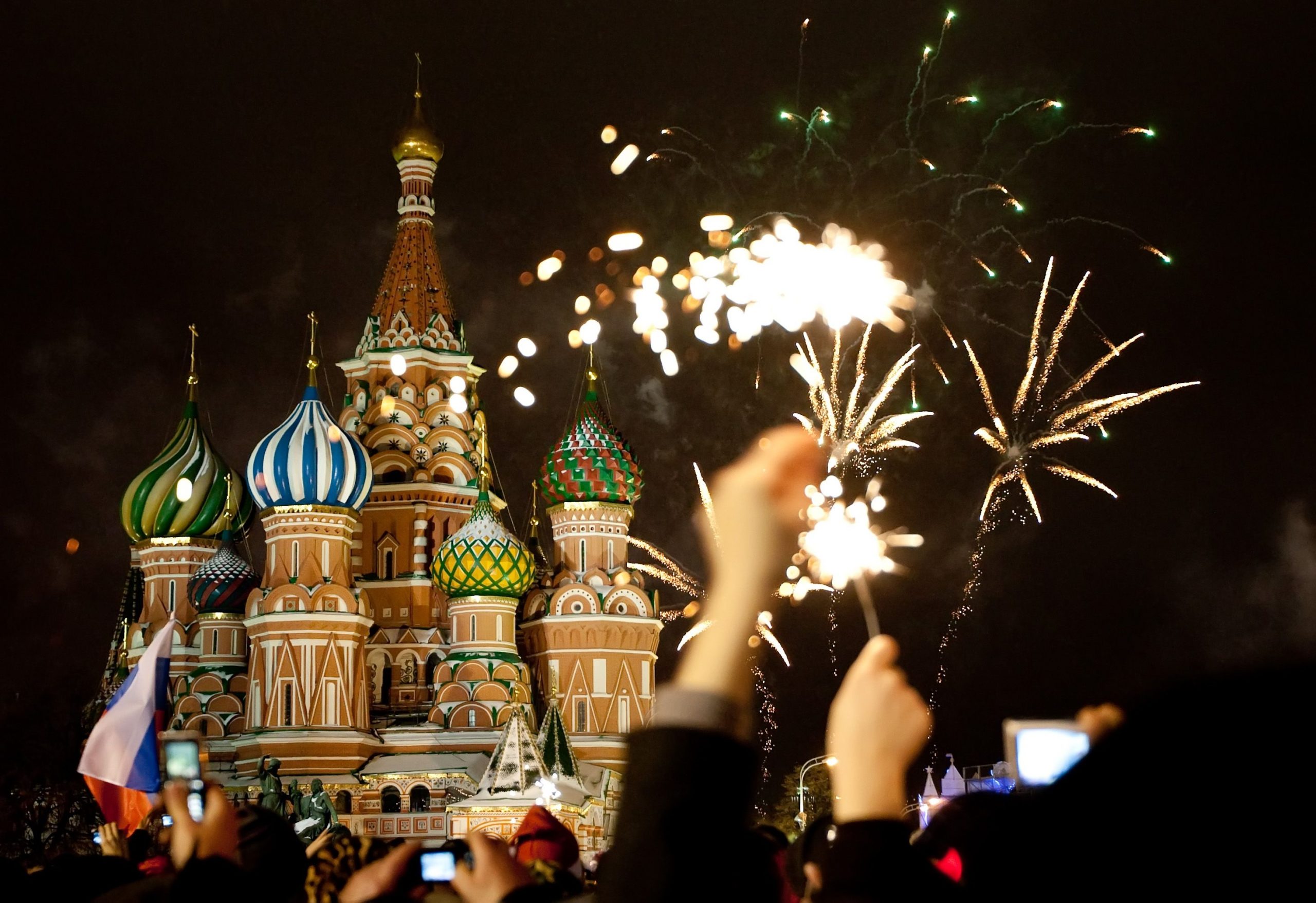 31 декабря 2012 год. Новый год в России. Празднование нового года в России. Новый год в России традиции. Новогодняя Россия.