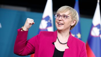 Slovenia are pentru prima oară o femeie președinte. Natasa Pirc Musar s-a remarcat ca avocat al Melaniei Trump