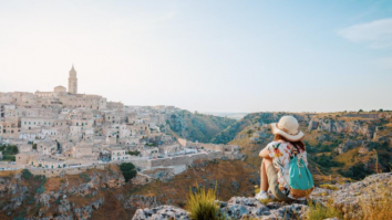 Bine ai venit în vis! Un oraș italian vrea să te plătească să te muți în Italia – 30.000 de dolari, mai exact