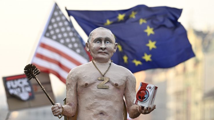 Putin „în toată goliciunea sa”, scos la licitație pentru a ajuta armata ucraineană cu o dronă de luptă
