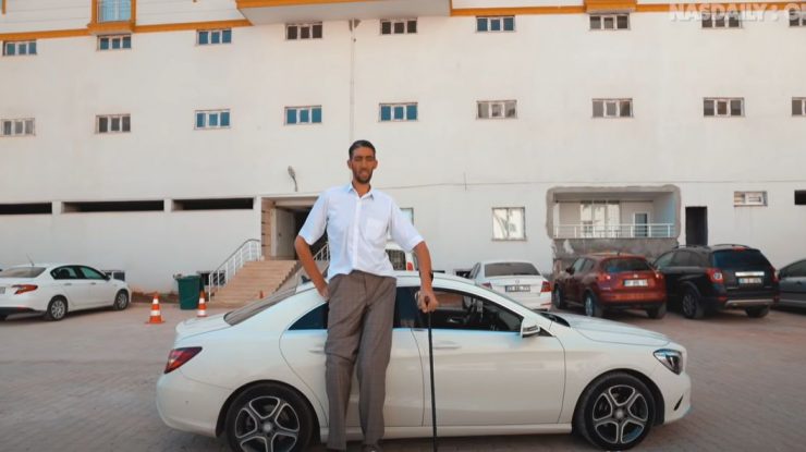 Cel mai înalt bărbat din lume