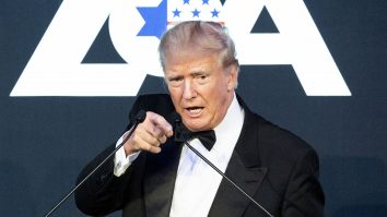 Avocații lui Trump îl compară în instanță pe fostul președinte cu celebrul astronom italian Galileo Galilei