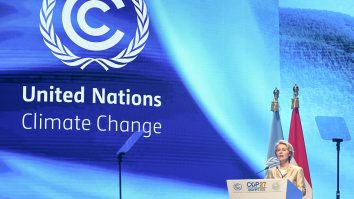 Comisia Europeană propune un ajutor de 18 miliarde de euro pentru Ucraina în 2023