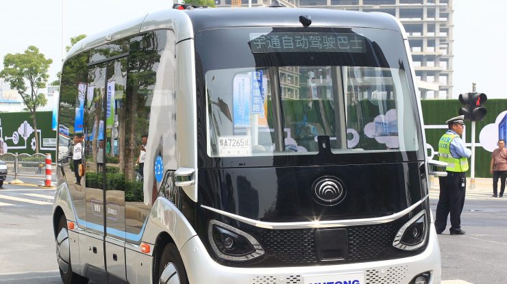 „Acesta este viitorul”. Capitala sud-coreeană lansează prima linie de autobuz fără șofer care arată ca o piesă Lego