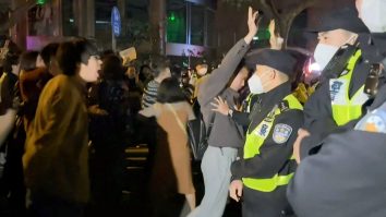Alte proteste au fost organizate în Shanghai și Beijing pe măsură. Furia față de restricțiile COVID crește