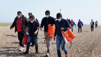 50 de migranți au fost diagnosticați cu difterie în Marea Britanie în acest an, cei mai mulți în ultimele două luni