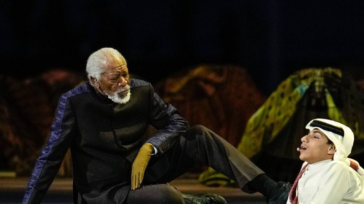 Prestația lui Morgan Freeman la ceremonia de deschidere a Cupei Mondiale de fotbal i-a lăsat pe telespectatori furioși și nedumeriți