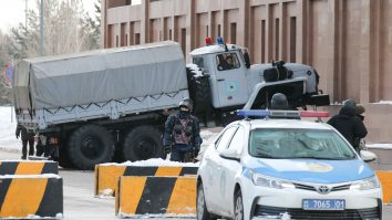 MAREA BRITANIE: Atacul cu bombe incendiare de la un centru de primire a migranţilor din Dover, un „act terorist”