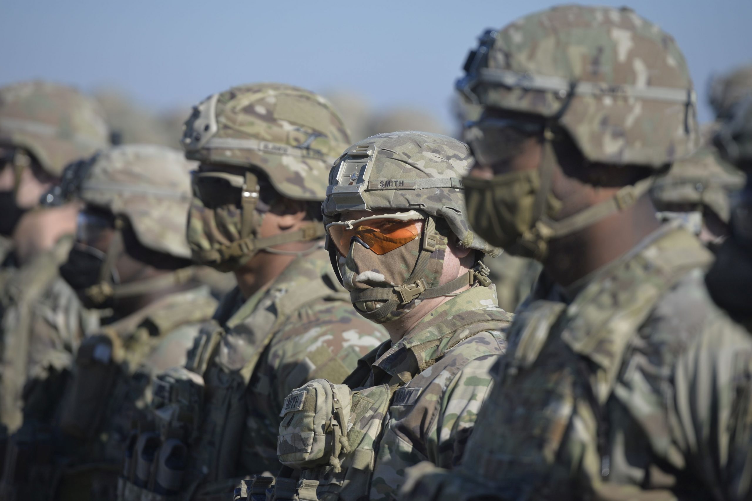 Media: Coreea de Nord ar fabrica uniforme de iarnă pentru soldații ruși din Ucraina