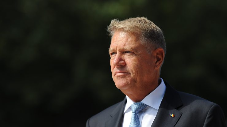Mesajul lui Klaus Iohannis la început de an școlar: „Noua legislaţie revalorizează cariera didactică. Măririle salariale din acest an sunt un pas în direcţia corectă, dar meritaţi mai mult”