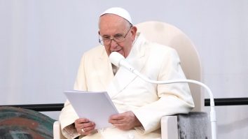 Papa Francisc s-a rugat pentru Liban și Ucraina în ultima zi a vizitei sale în Golf