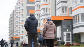 Numărul imobilelor vândute în România scade