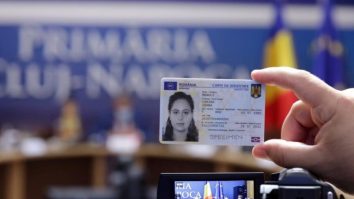 Mai mult de 54.000 de cărţi electronice de identitate au fost eliberate în cadrul proiectului pilot în Cluj
