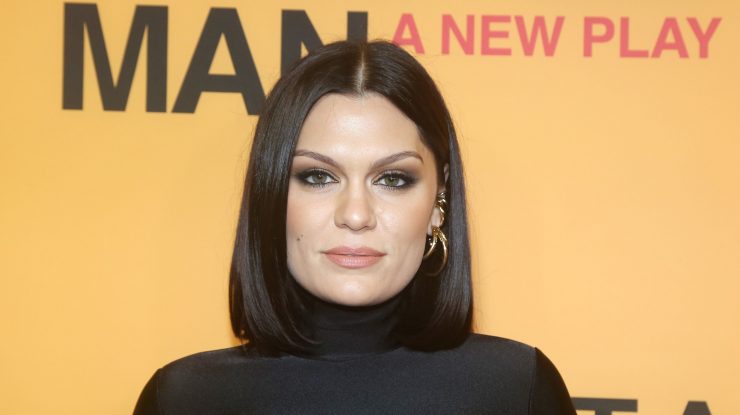 Jessie J vorbește despre pierderea bebelușului ei la un an după ce a suferit un avort spontan