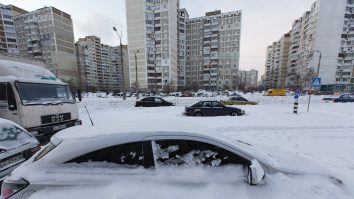 Zăpada va acoperi Kievul începând de săptămâna aceasta. Energia electrică este în continuare deficitară