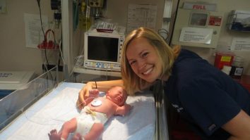 Duma de Stat: Rusia va interzice străinilor să folosească mamele sale surogat