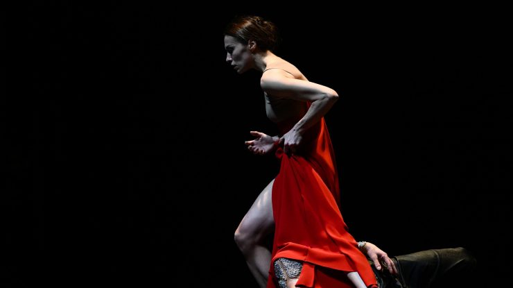 „Deschide-ți sufletul”: Poveștile refugiaților din Ucraina pe scena din Varșovia