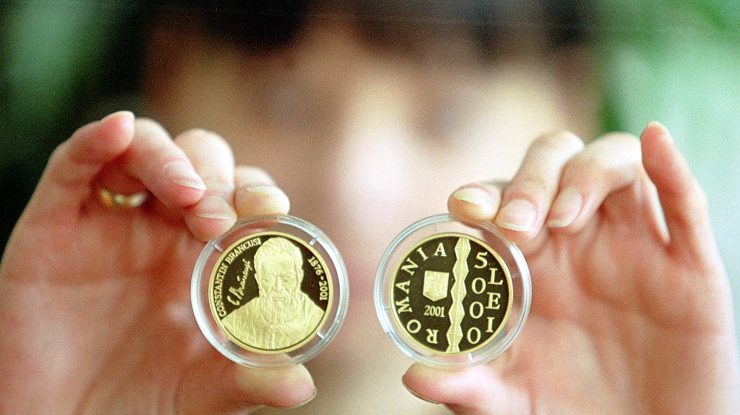 BNR lansează luni o monedă din aur cu tema Tezaurul de la Pietroasa – Vasele Poligonale