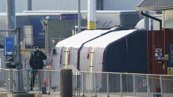 Salvarea de pe Canalul Mânecii. Mai multe persoane au murit după ce o ambarcațiune mică s-a răsturnat încercând să traverseze din Franța