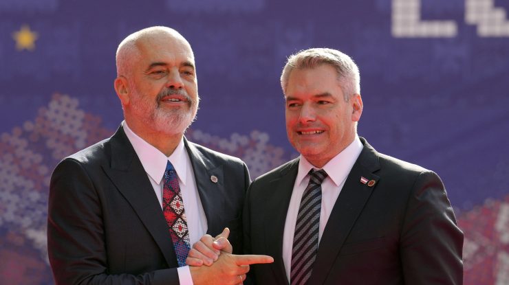 Cancelarul austriac Karl Nehammer: „Nu există o aprobare din partea Austriei pentru extinderea spaţiul Schengen cu România şi Bulgaria”