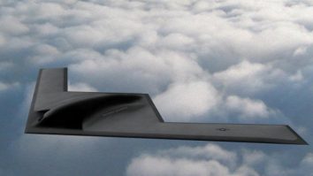 VIDEO. B-21 „Raider”, viitorul bombardier invizibil al Forțelor Aeriene ale SUA, în valoare de 70 de miliarde de dolari