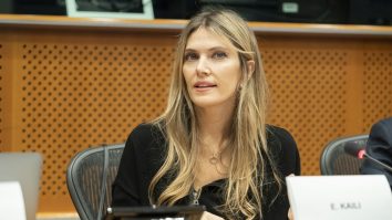 Eva Kaili rămâne încă o lună în detenţie preventivă