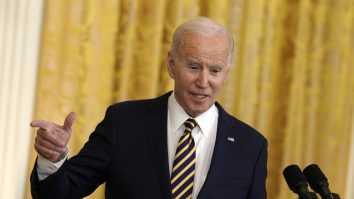 Biden este sceptic în ceea ce privește anunţul lui Putin despre armistiţiul temporar