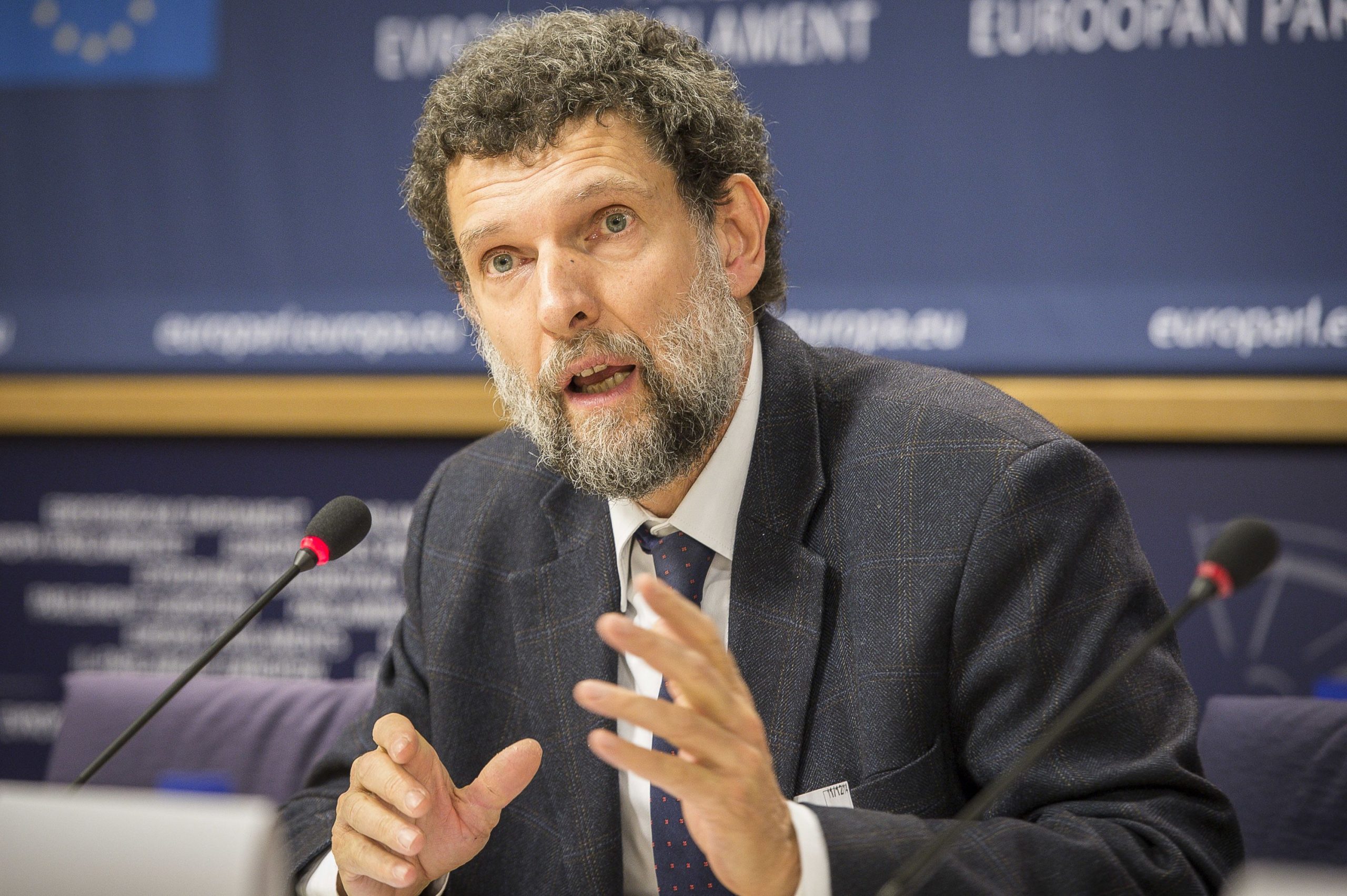 Turcia: Activistul și filantropul Osman Kavala, condamnat la închisoare pe viață