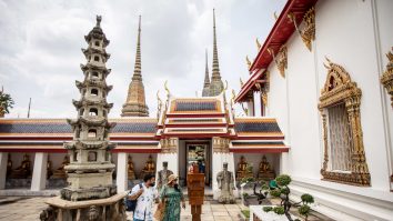 Thailanda va încheia anul 2022 cu peste 10 milioane de turişti