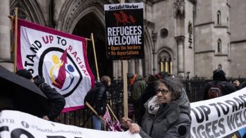 Judecătorii susțin că planul de expulzare a solicitanților de azil din Marea Britanie în Rwanda este legal