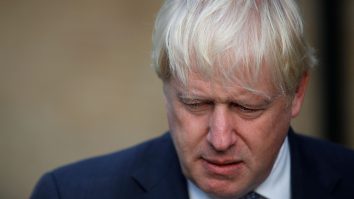 RAPORT. Boris Johnson a mințit intenționat Parlamentul, în legătură cu petrecerile din timpul pandemiei COVID-19